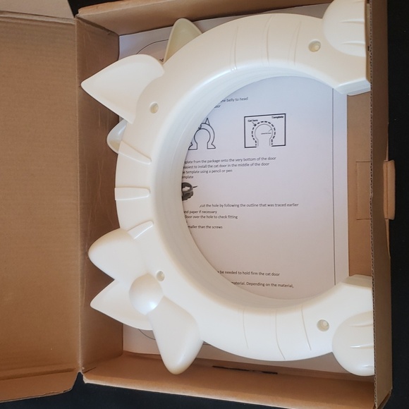 Cat Door Small Pet Door White NIB Paw Ballet - Picture 3 of 5